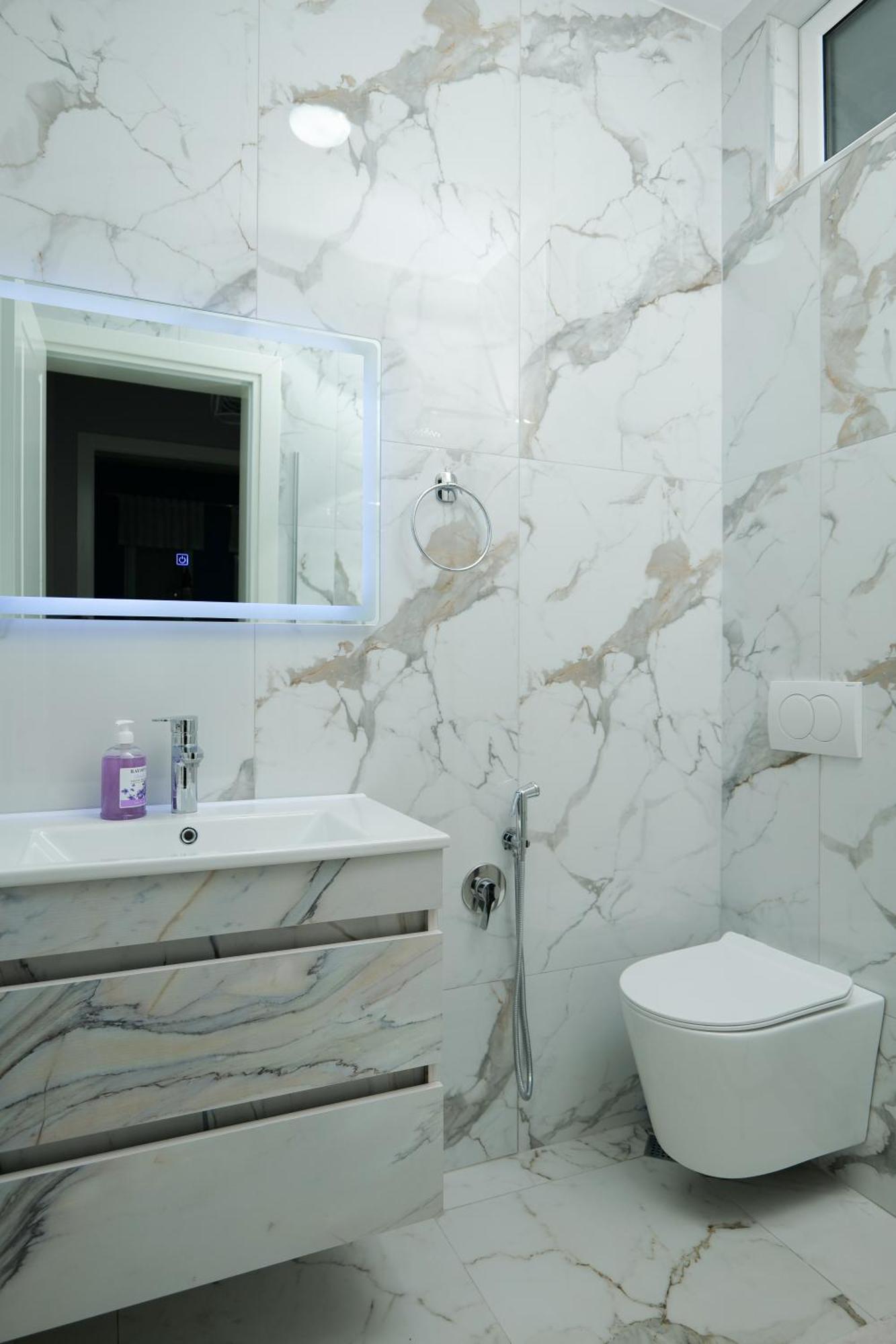Travelers' Korca Home Buitenkant foto