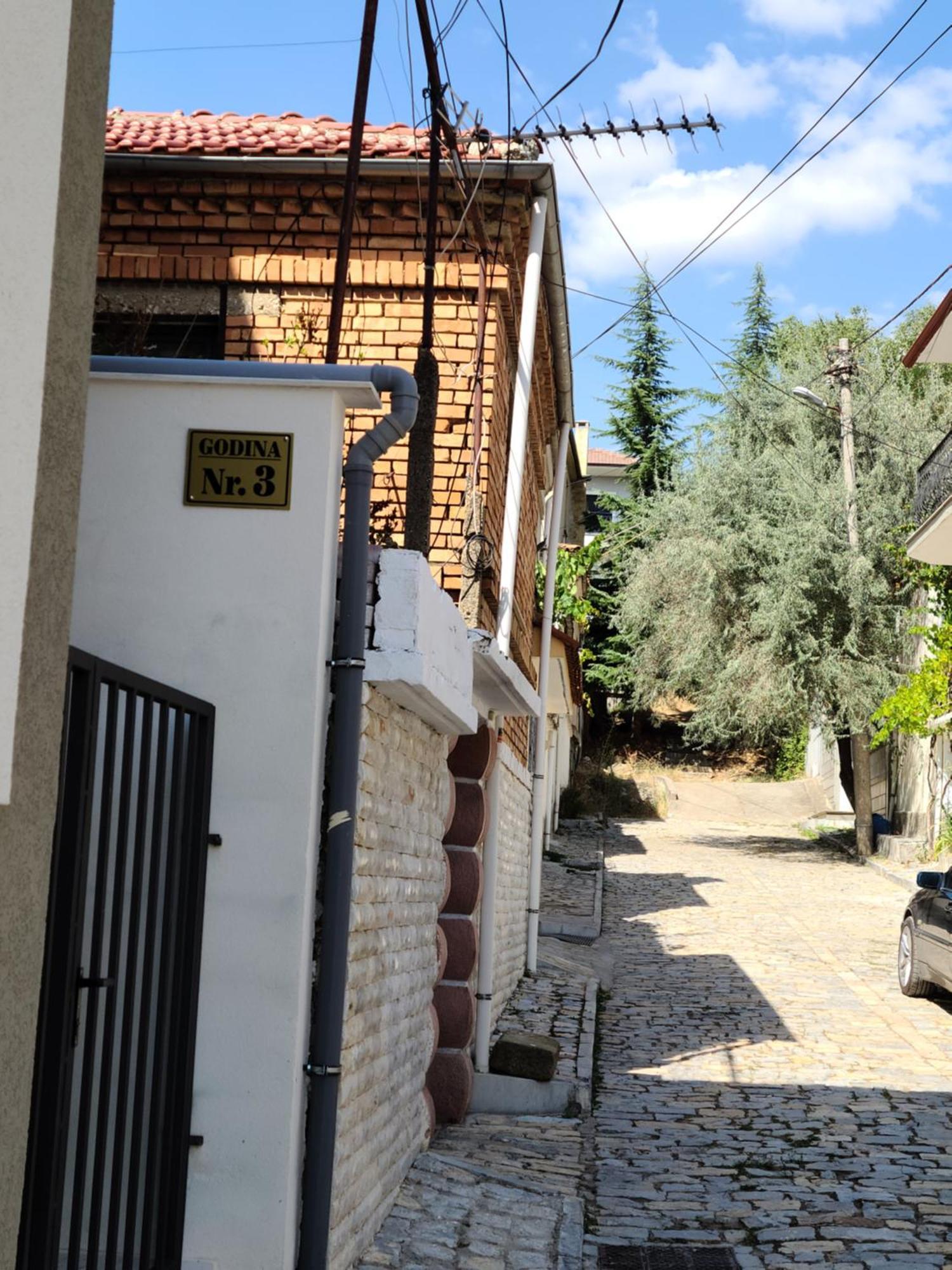 Travelers' Korca Home Buitenkant foto